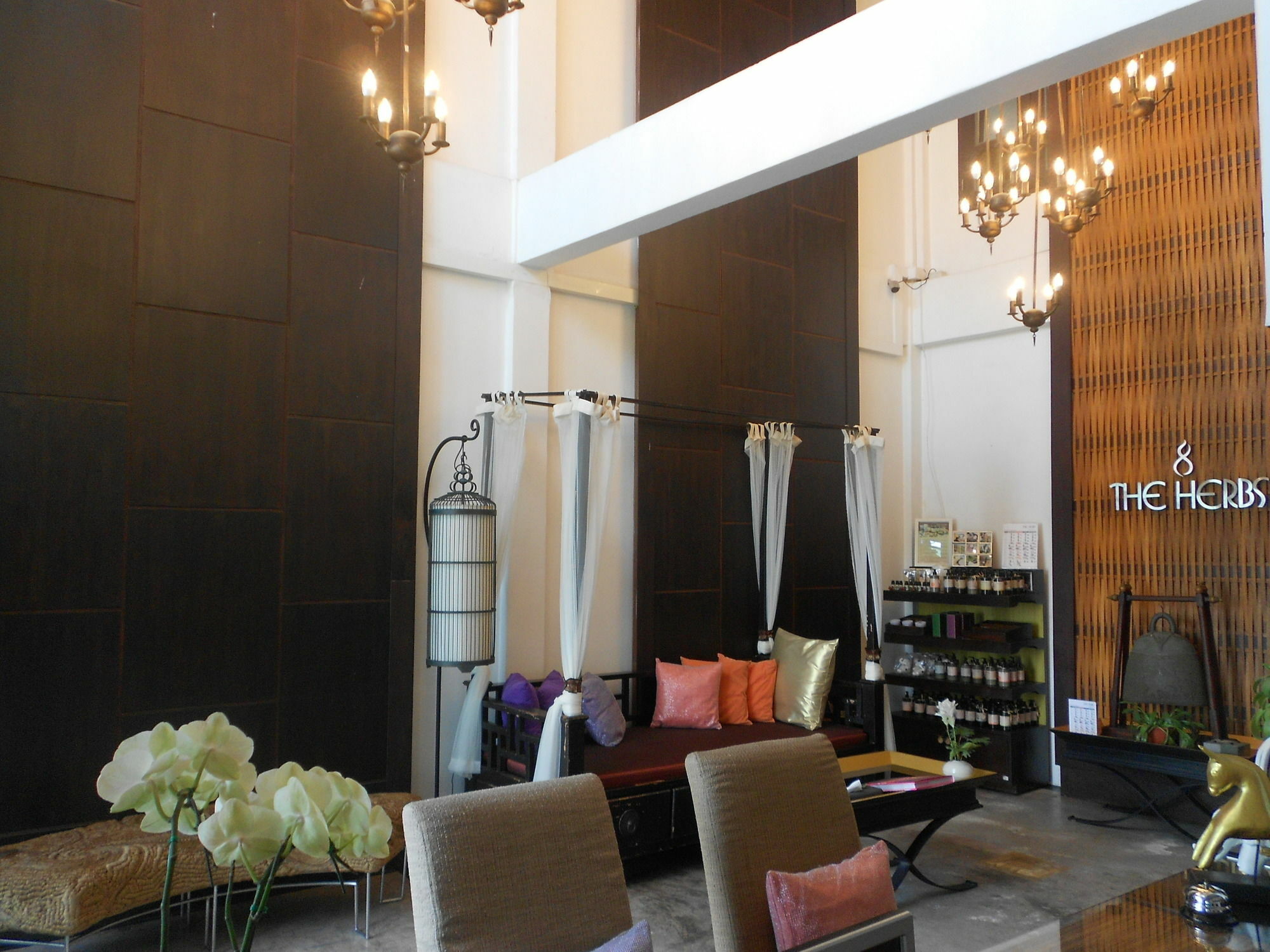 The Herbs Hotel HHQ Exterior foto